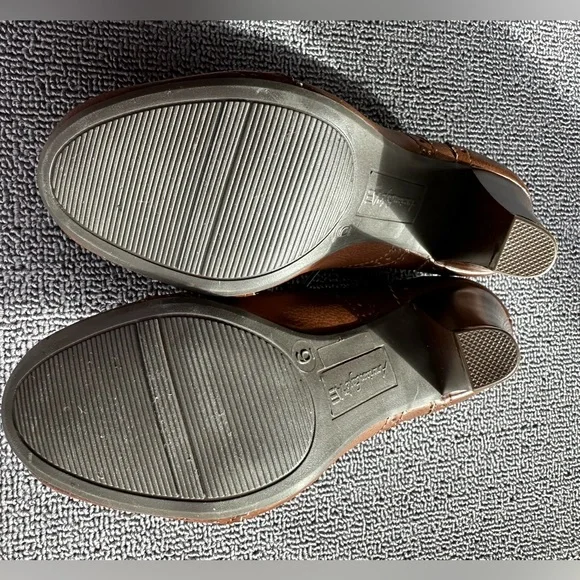 American Eagle wingtip Oxford vintage inspired heels, 6 - Picture 4 of 6